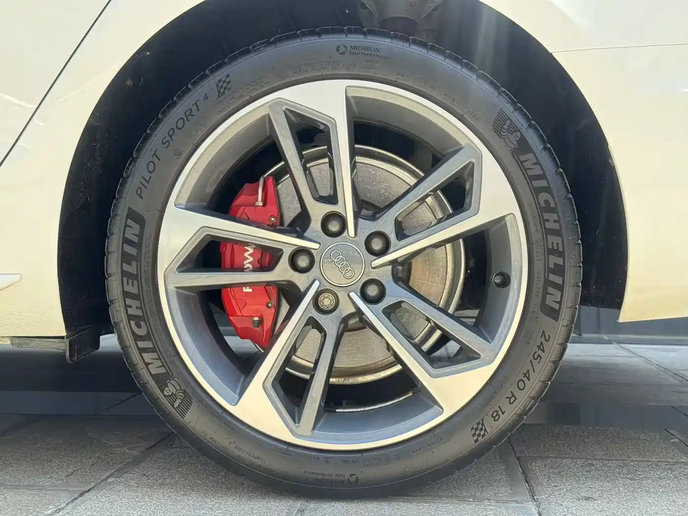 Audi A4L 2020 40 TFSI Luxury Dynamic фото 23