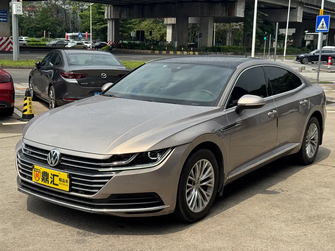 Volkswagen FAW-Volkswagen CC 2019 330TSI Charm Edition China VI