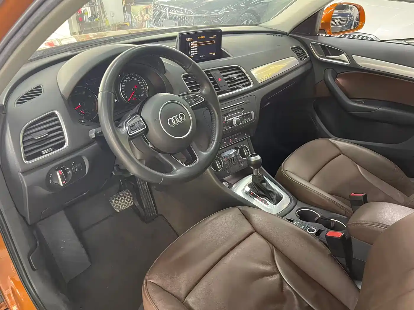 Audi Q3 2016 35 TFSI quattro All-Wheel Drive Fashion Edition фото 7