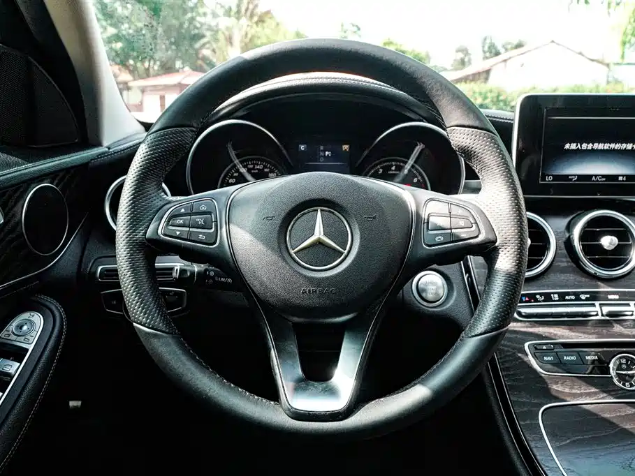 Mercedes-Benz C-Class 2016 C 200 L Sport фото 10