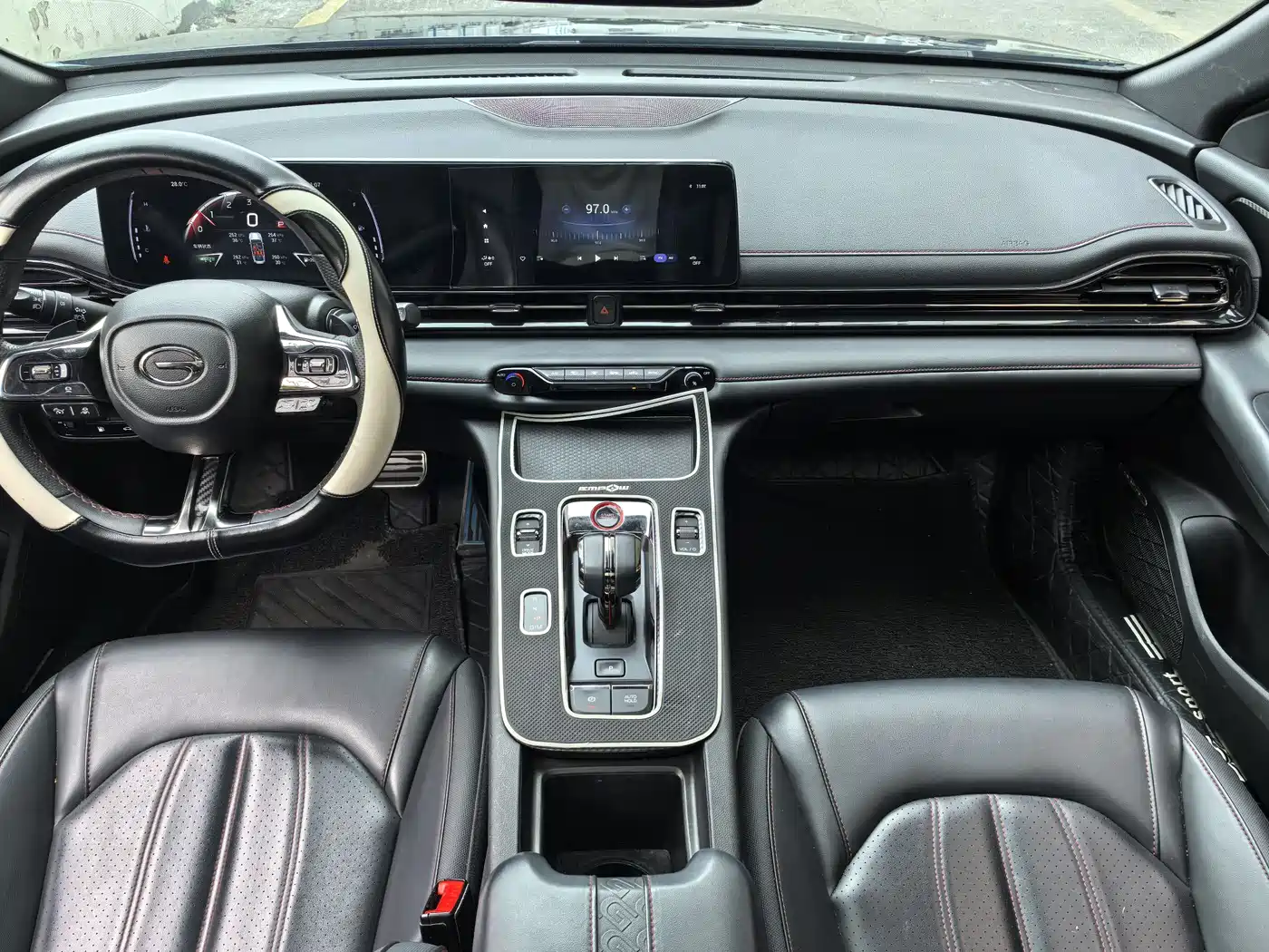 GAC Trumpchi Trumpchi Emkoo 2023 270T DCT J15 Edition фото 9