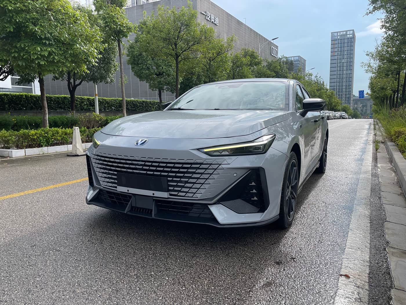 Changan UNI-V iDD
