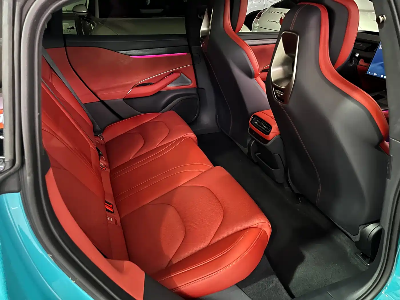 Xiaomi Auto Xiaomi SU7 2024 AWD Extended Range Advanced Smart Driving Max Edition фото 7