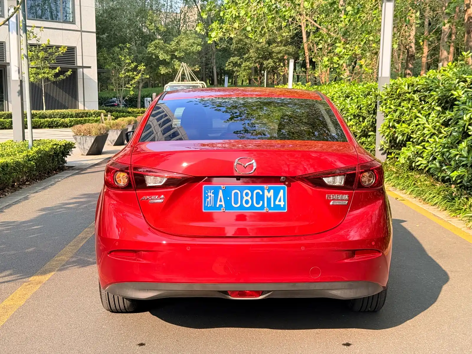 Photo 3 - Mazda Mazda 3