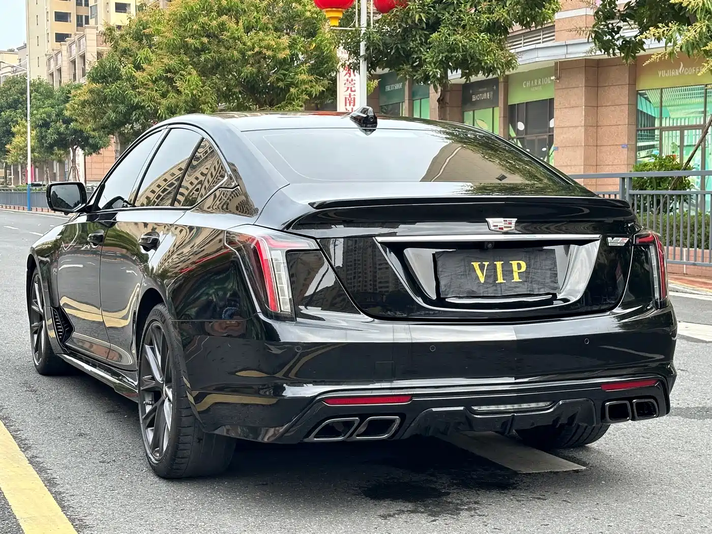 Cadillac CT5 2023 28T Platinum Super Assisted Driving Edition фото 32