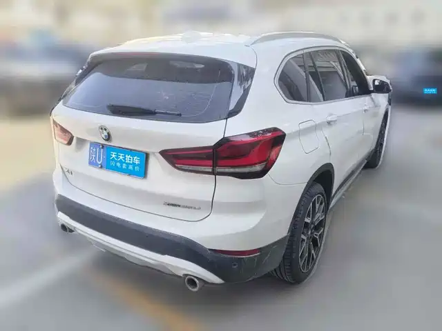 BMW X1 2021 xDrive25Li Exclusive — фото 2