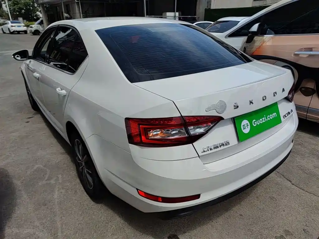 SKODA OCTAVIA