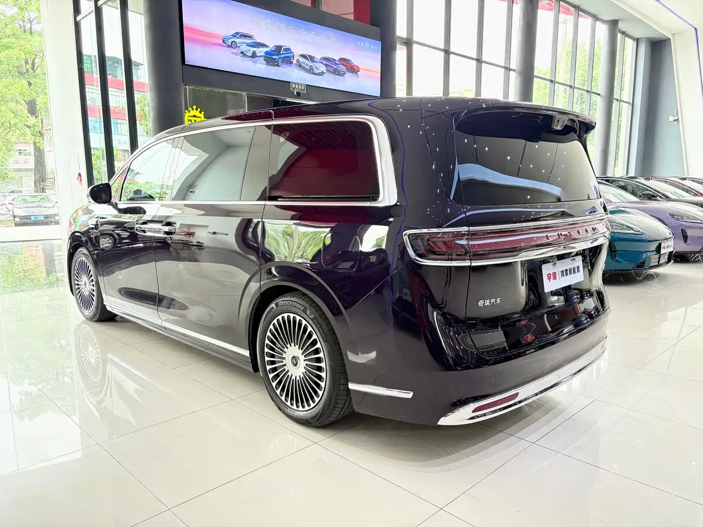 Zhijie Zunjie MPV 2026 2026 Model Mid-Range Edition
