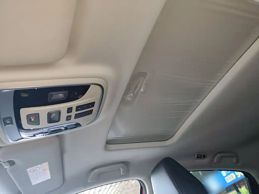 Фото 18 - Haval F7x