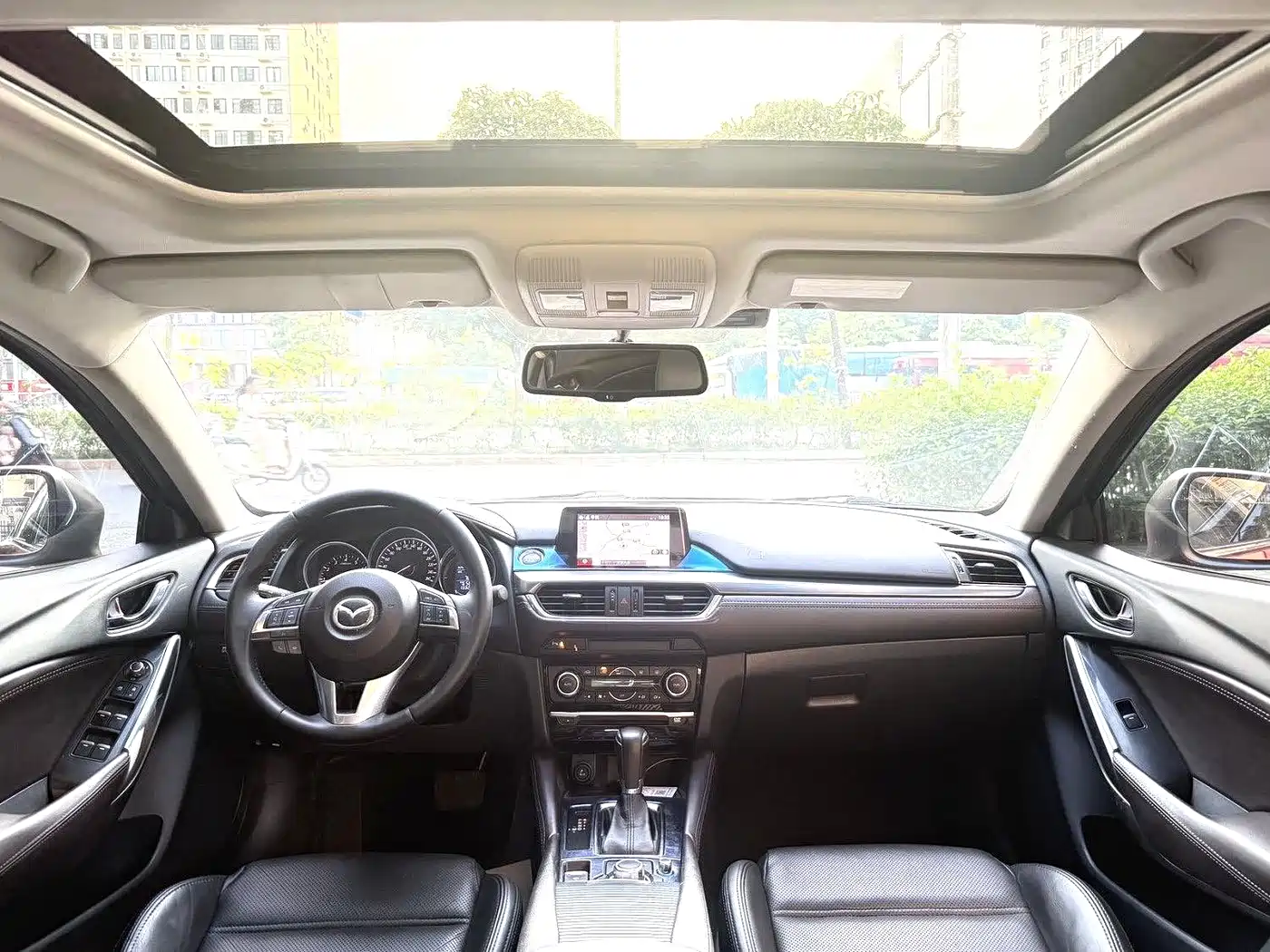Photo 5 - Mazda Atenza
