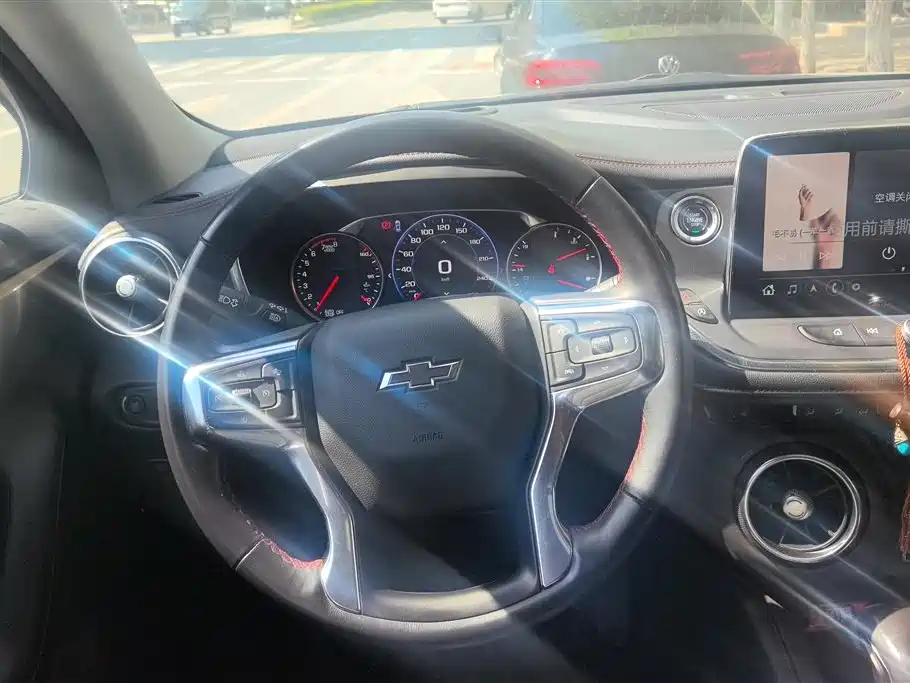 Chevrolet Trailblazer 2022 Mild Hybrid 650T Redline 7-Seater Thunder Edition фото 15