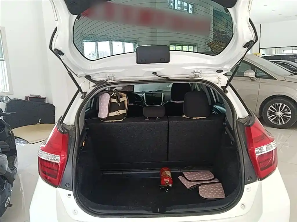 Toyota YARiS L Zhi Xuan 2016 Facelift 1.5E CVT Charming Edition фото 19