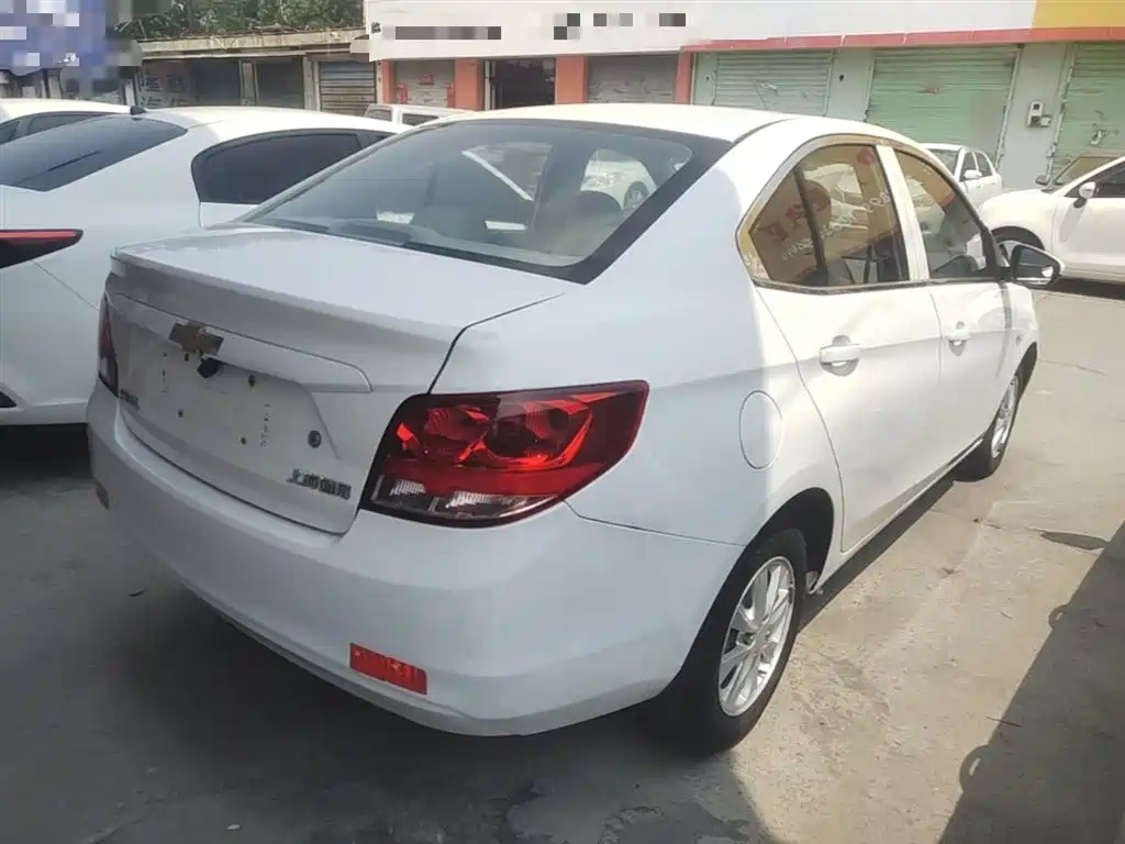 Chevrolet Sail 2015 Sail 3 1.3L Manual Ideal Edition фото 7