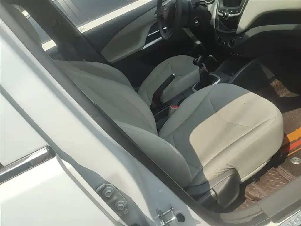 Chevrolet Sail 2015 Sail 3 1.3L Manual Ideal Edition фото 25