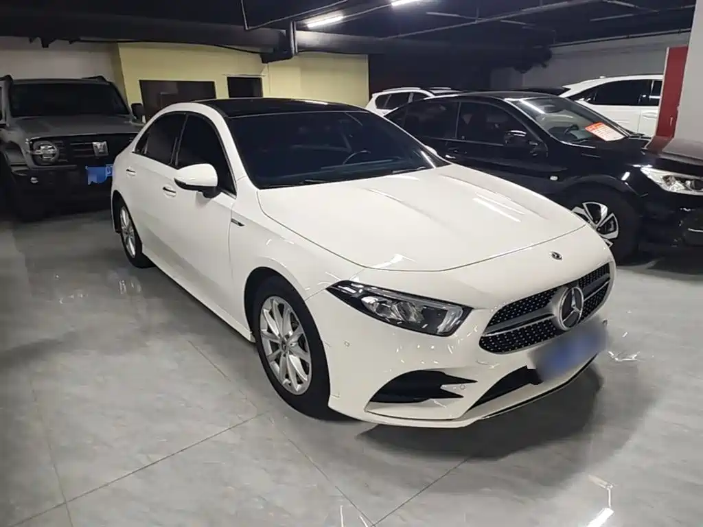 MERCEDES-BENZ CLASS A