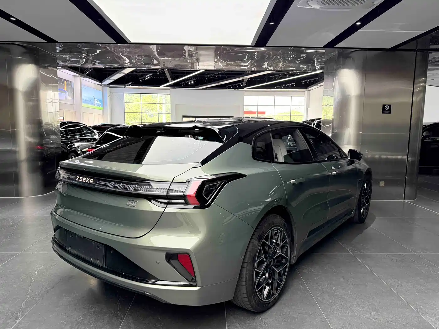 ZEEKR EXTREME KRYPTON 001