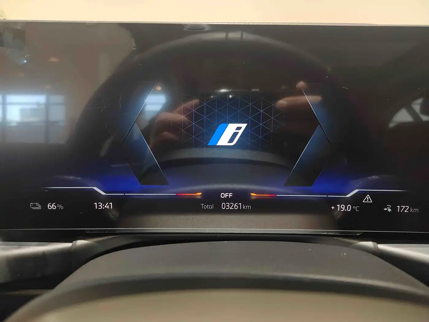 BMW i3 2025 eDrive 40 L Shadow Night Package фото 8