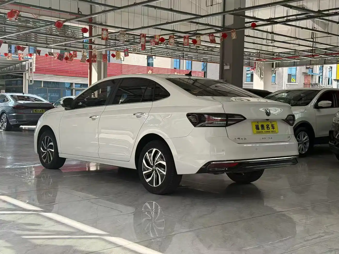 Фото 6 - Volkswagen Lavida