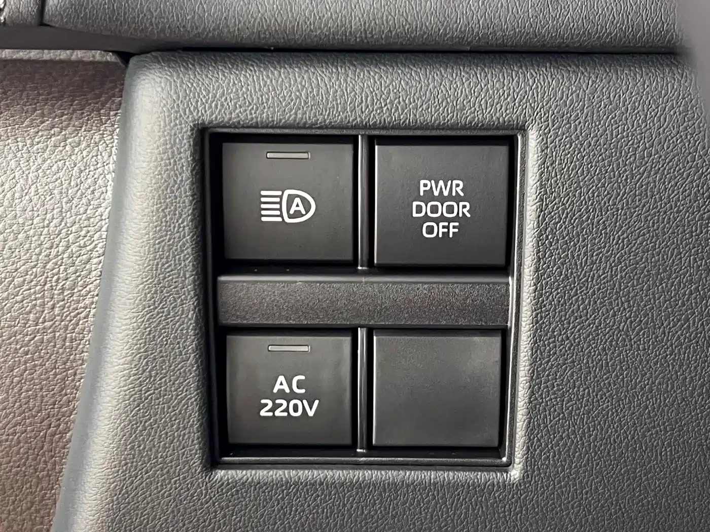 Toyota Vellfire 2025 2024 Crown Hybrid 2.5L Executive Premium Edition
