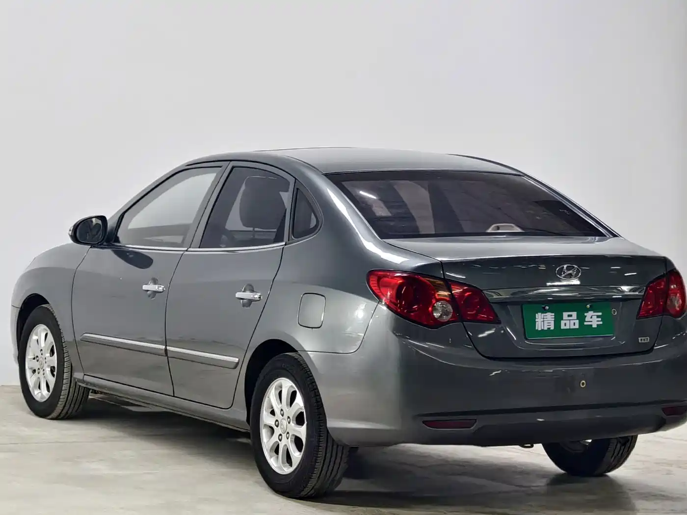 Hyundai Elantra 2010 2010 1.6L MT GLS