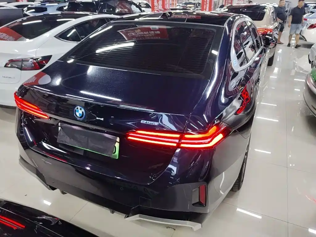 BMW i5 2024 2024 eDrive 35L M Sport Package