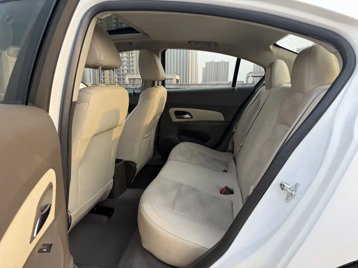 Chevrolet Cruze 2015 1.5L Classic SE MT фото 6