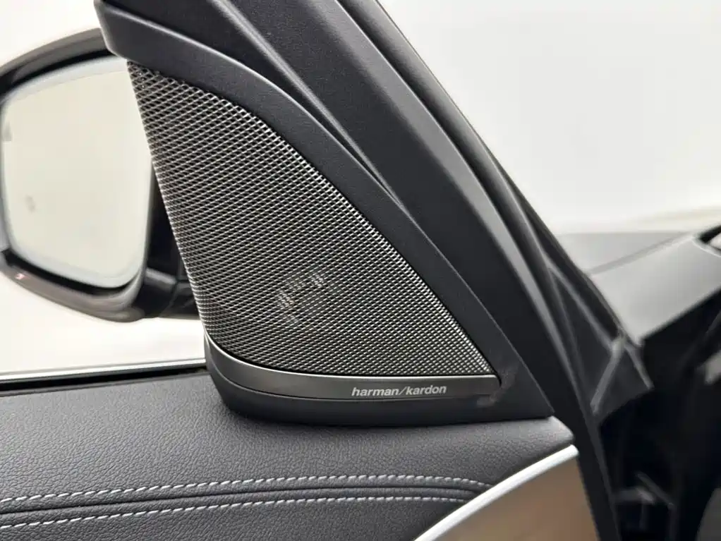 BMW 5 Series, миниатюра 15