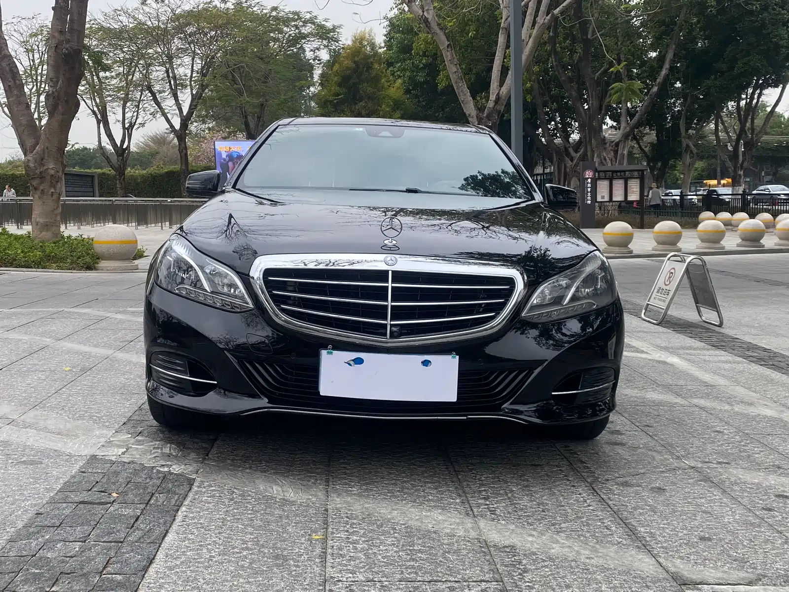 Фото 2 - Mercedes-Benz E-Class