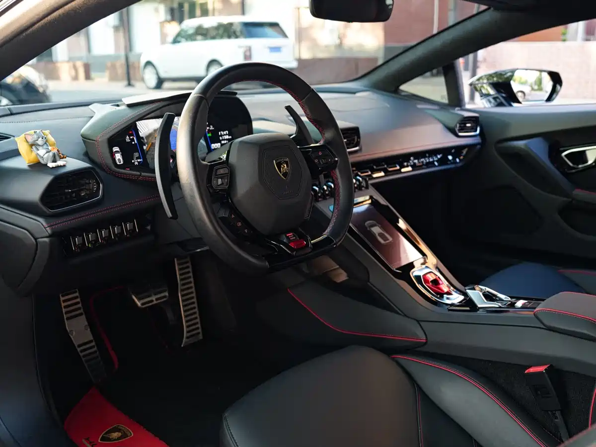 Lamborghini Huracán 2020 Huracán EVO RWD фото 14
