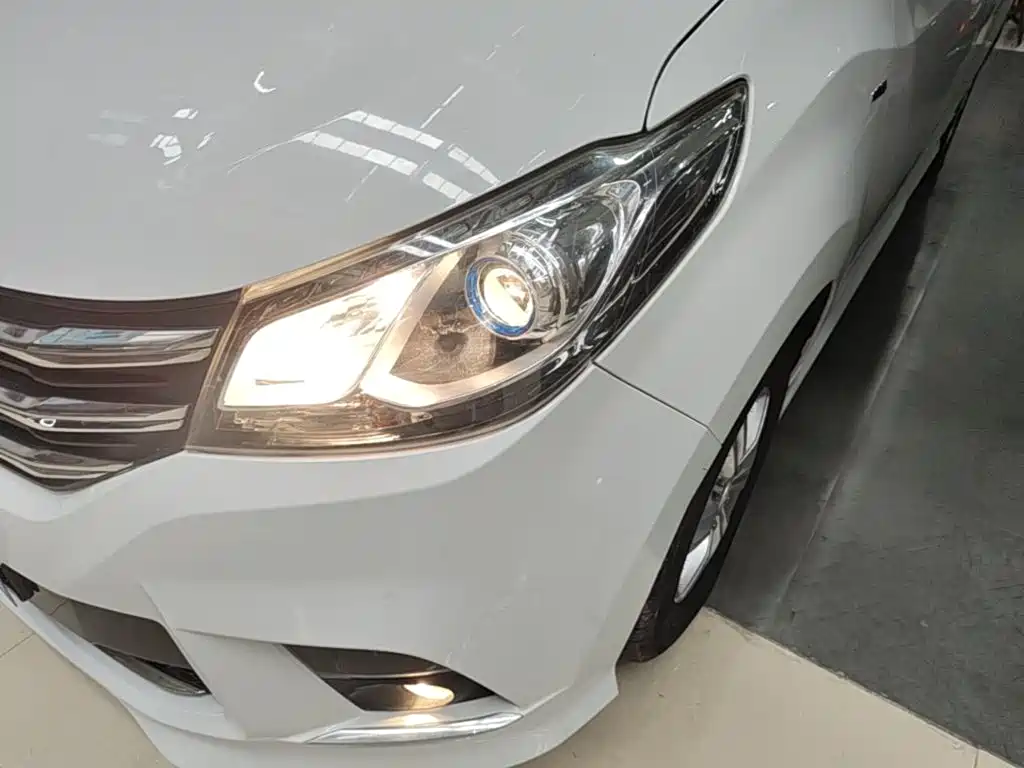 SAIC Maxus Maxus G10 2022 2022 2.0T Auto Elite Edition Petrol 7-Seater