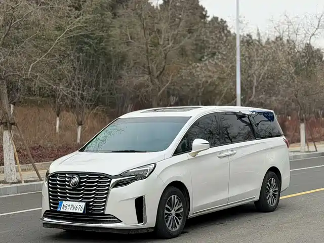 Buick GL8 2024