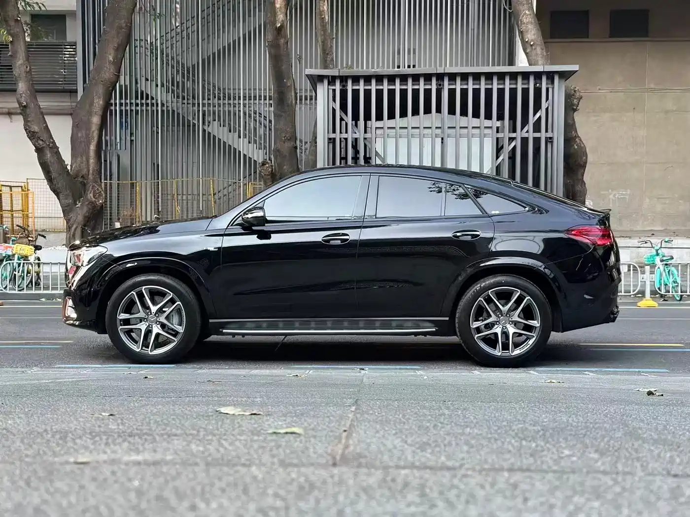 MERCEDES-BENZ GLE COUPE AMG