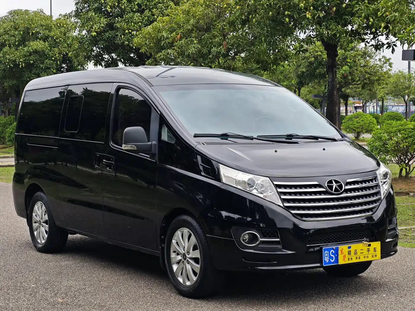 JAC Motors Refine M5 2017 2016 2.0T Gasoline Automatic Business Edition