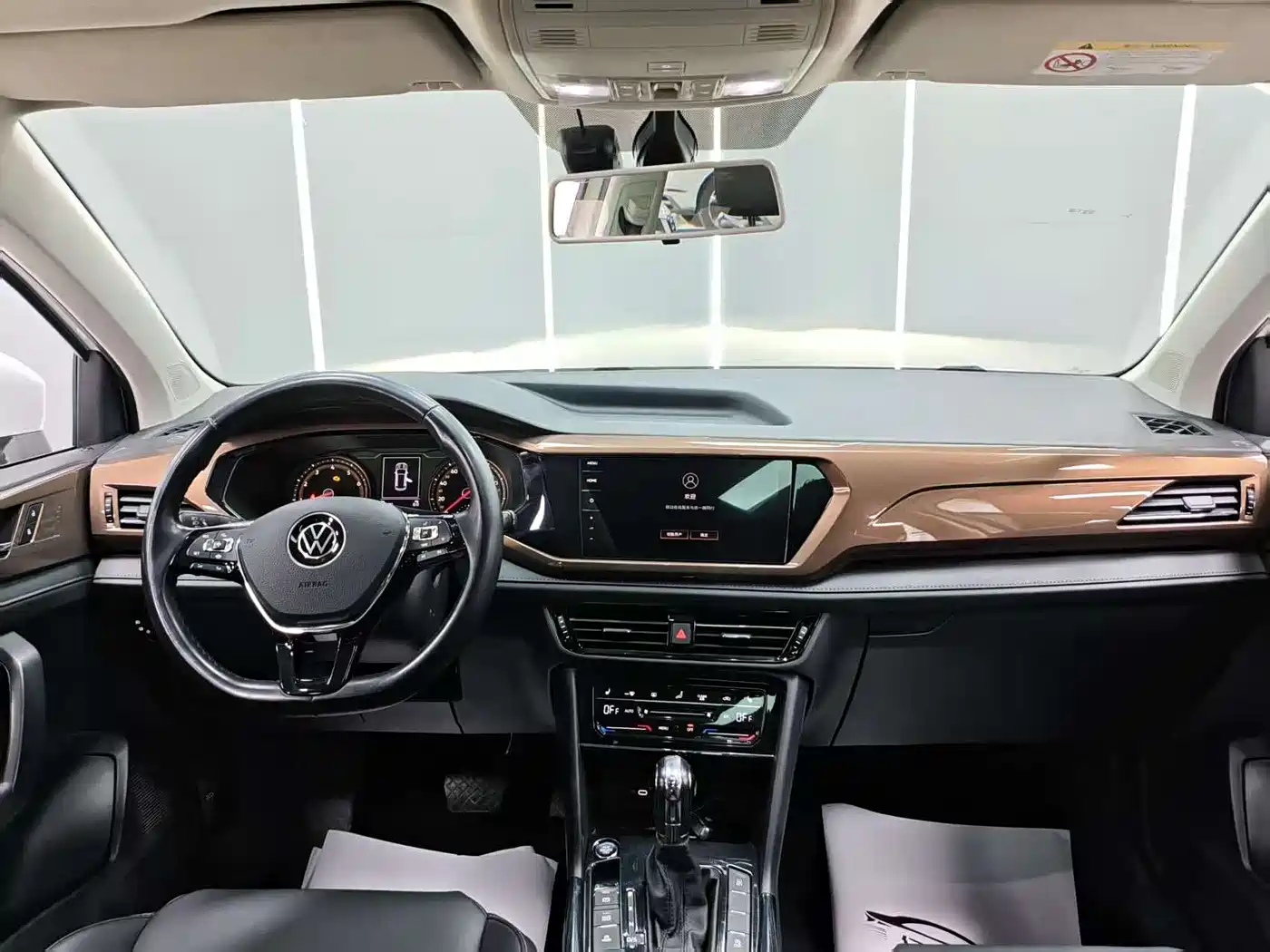 Volkswagen Tharu 2021 280TSI 2WD Luxury Plus фото 17