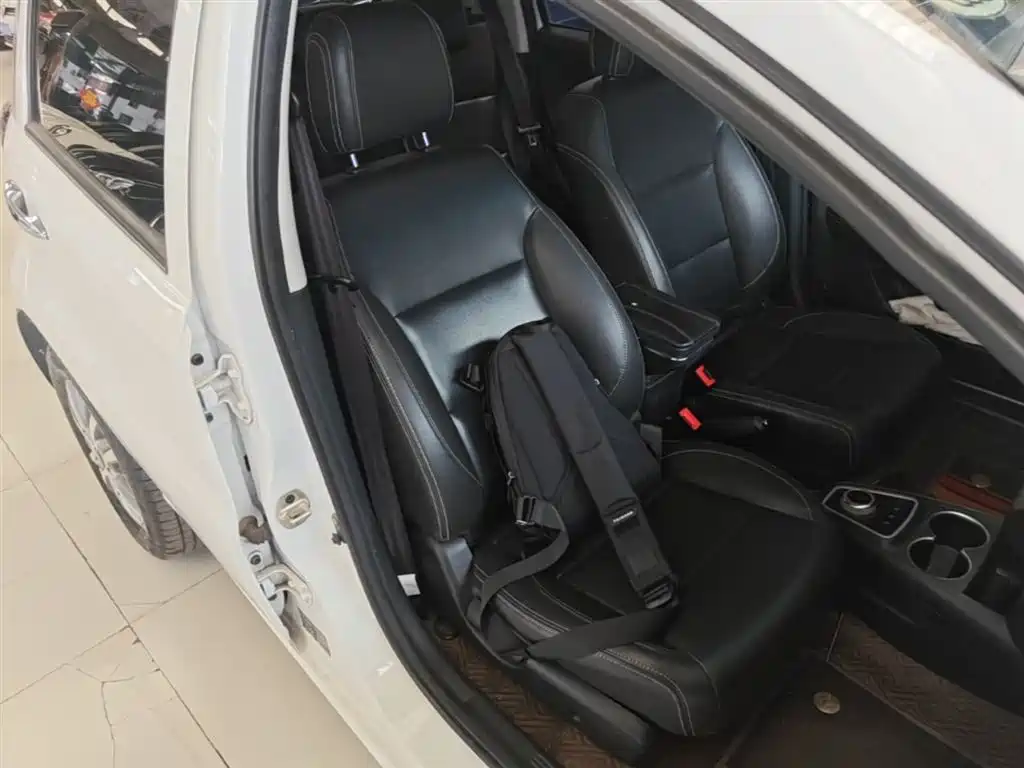 JAC Motors JAC iEV6E 2019 2018 Model Sport iEV6E Luxury Smart