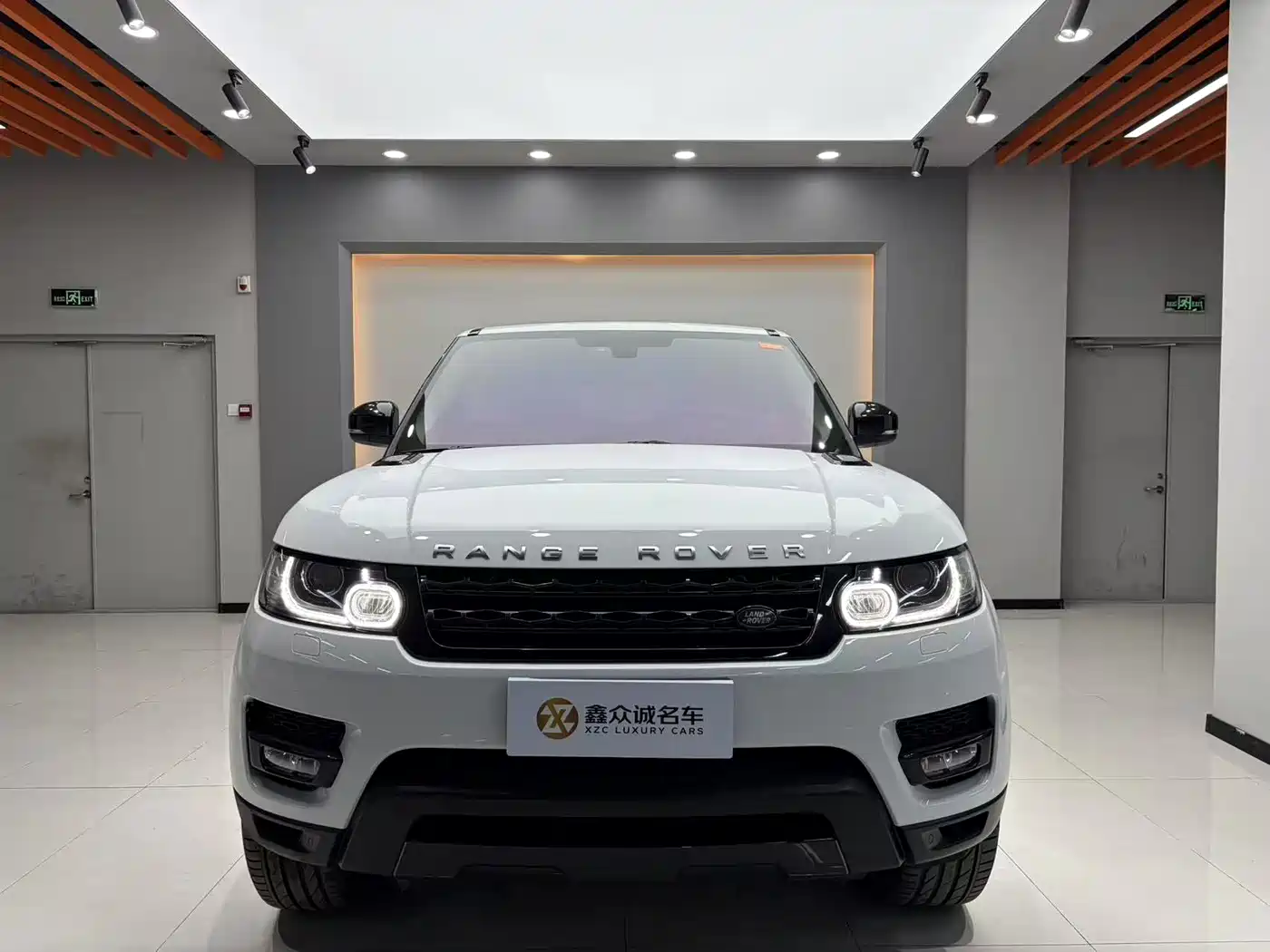 Land Rover Range Rover Sport 2015 3.0 SC V6 HSE DYNAMIC фото 2