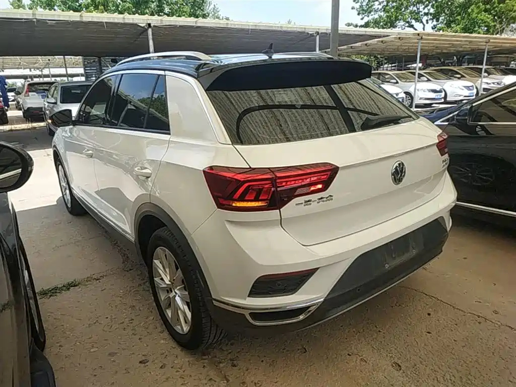 Volkswagen T-ROC 2018 230TSI DSG 2WD Progressive China V фото 5
