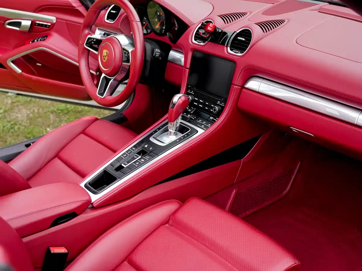 Porsche 718 2020 Boxster 2.0T фото 12