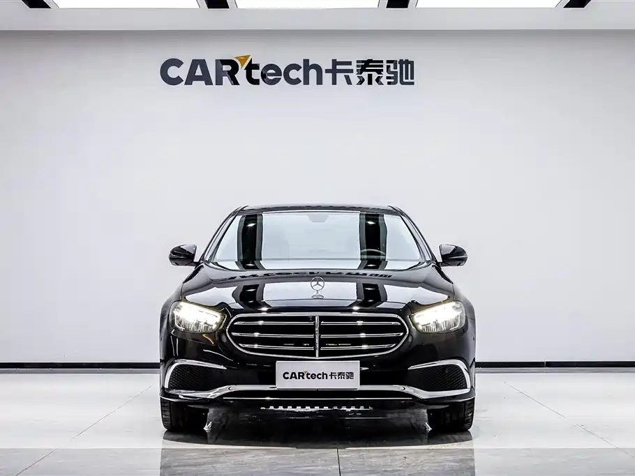 Mercedes-Benz E-Class 2023 E 300 L Fashion фото 2