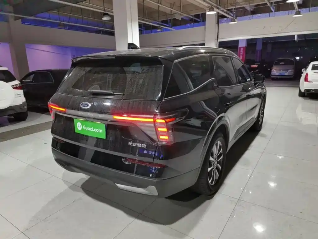Ford Edge 2024 2023 Edge L 2.0T EcoBoost FWD 7-Seater Luxury