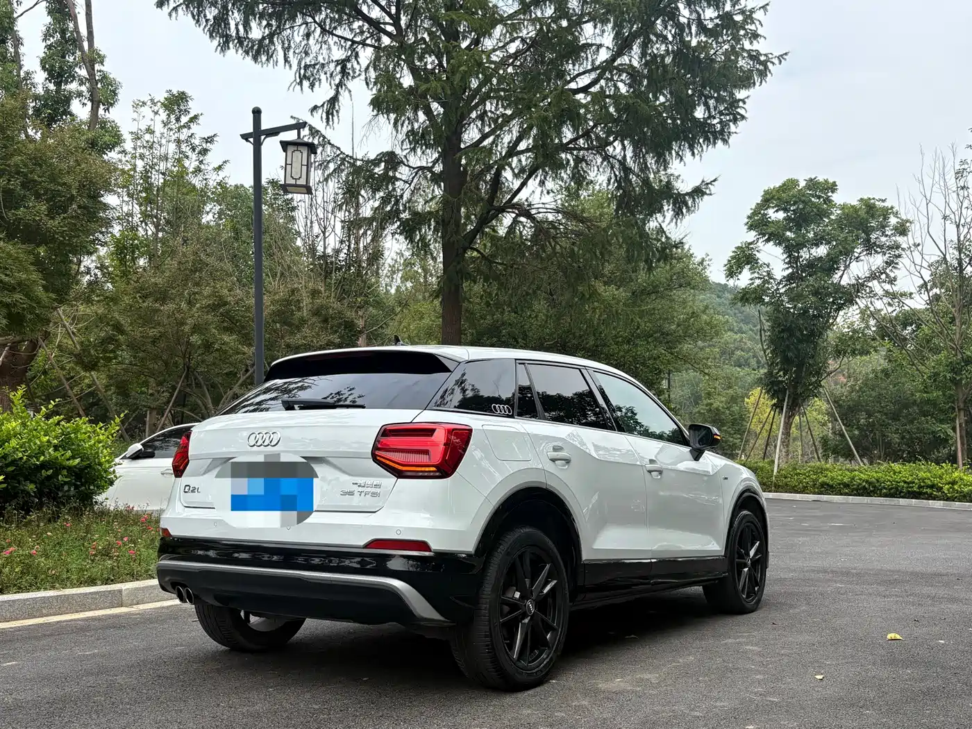 Audi Q2L 2019 2018 35 TFSI Launch Exclusive Edition China VI