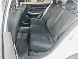 Фото 6 - Roewe i5