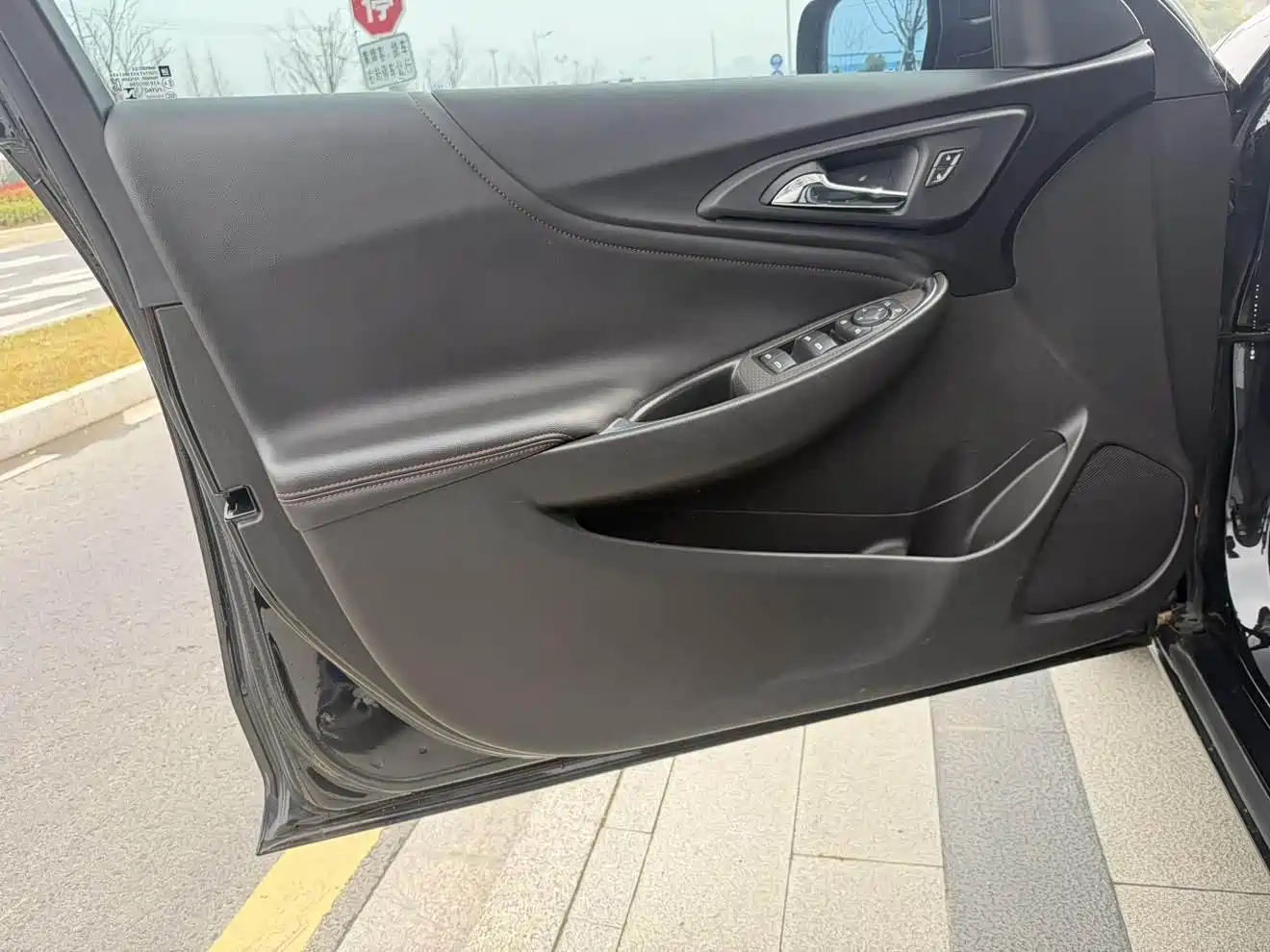 Chevrolet Malibu XL 2023 Redline 2.0T RS Connect Edition фото 11
