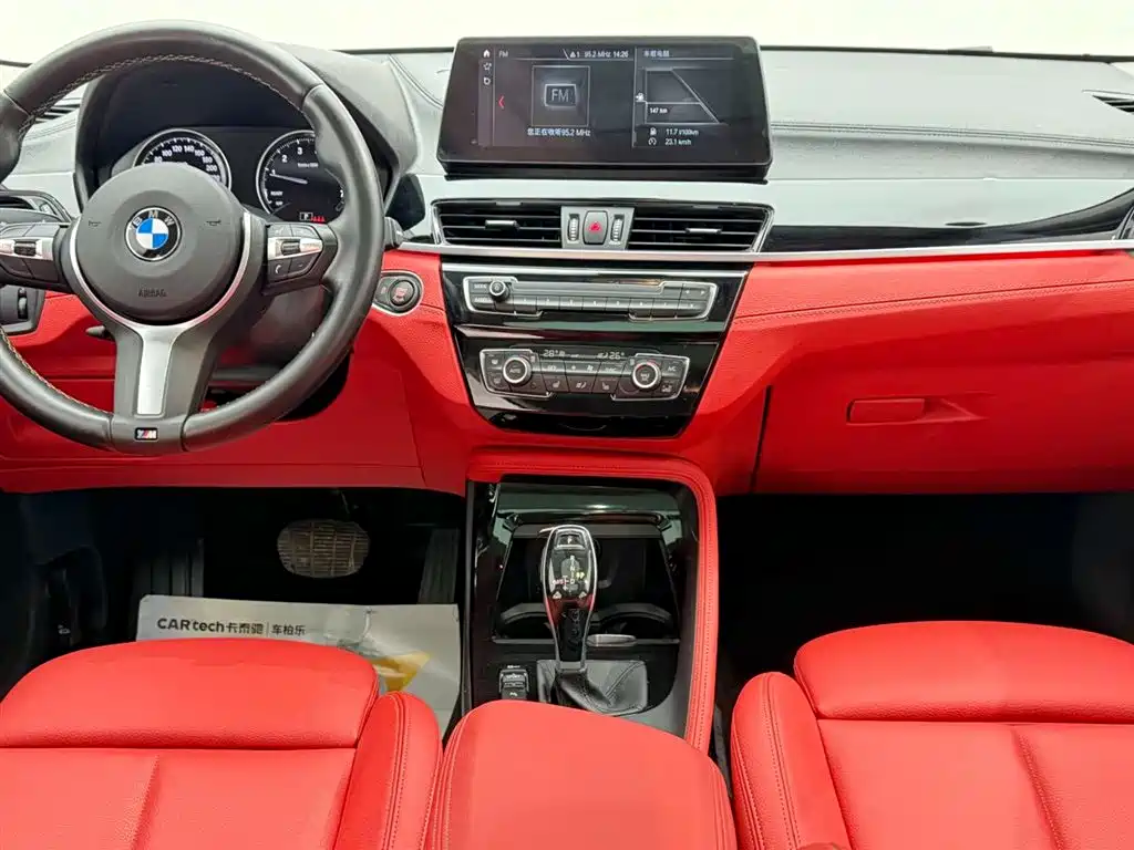 BMW X2 2023 sDrive25i M Sport Shadow Edition фото 25