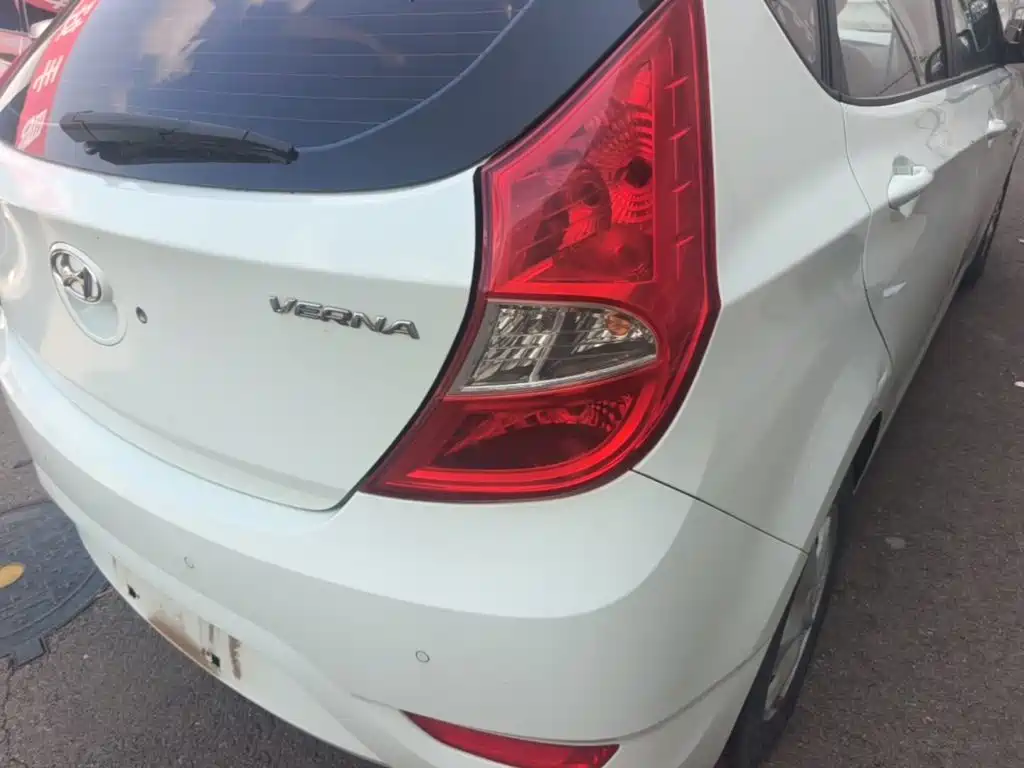 Hyundai Reina 2015 2014 1.4L Manual GLX