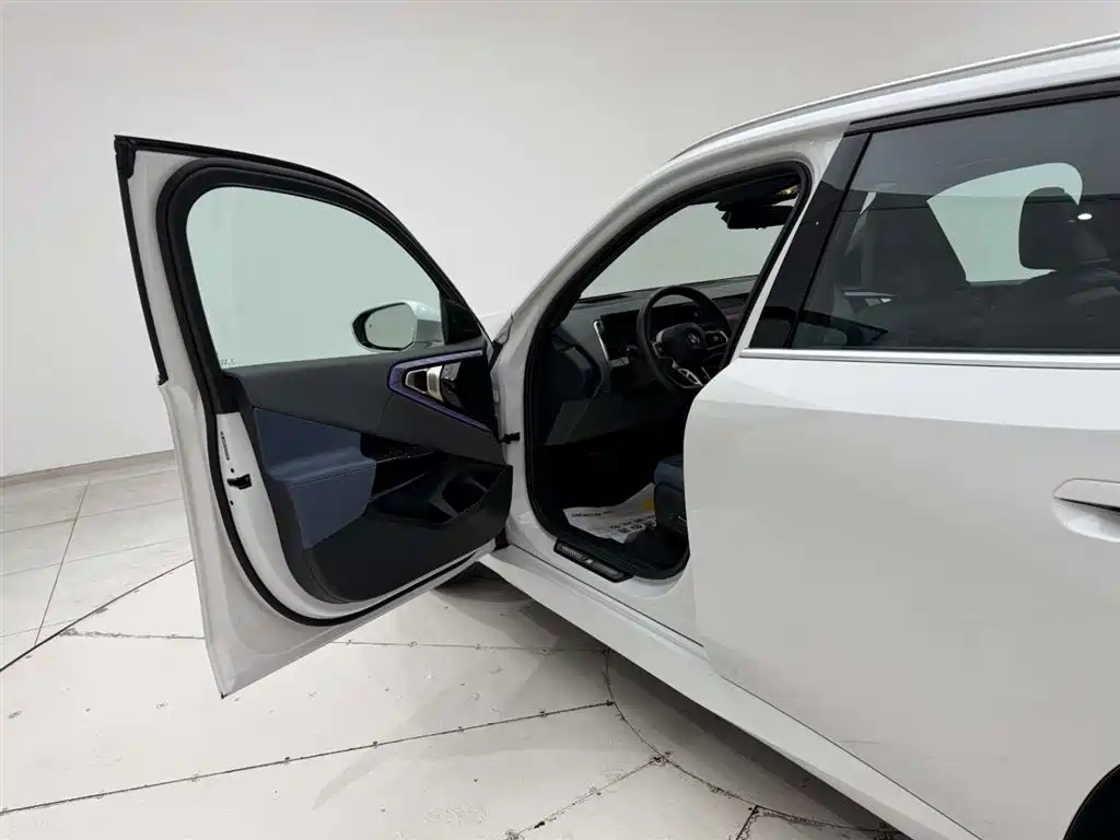 BMW X3 2025 xDrive30L Premium M Sport Package фото 13