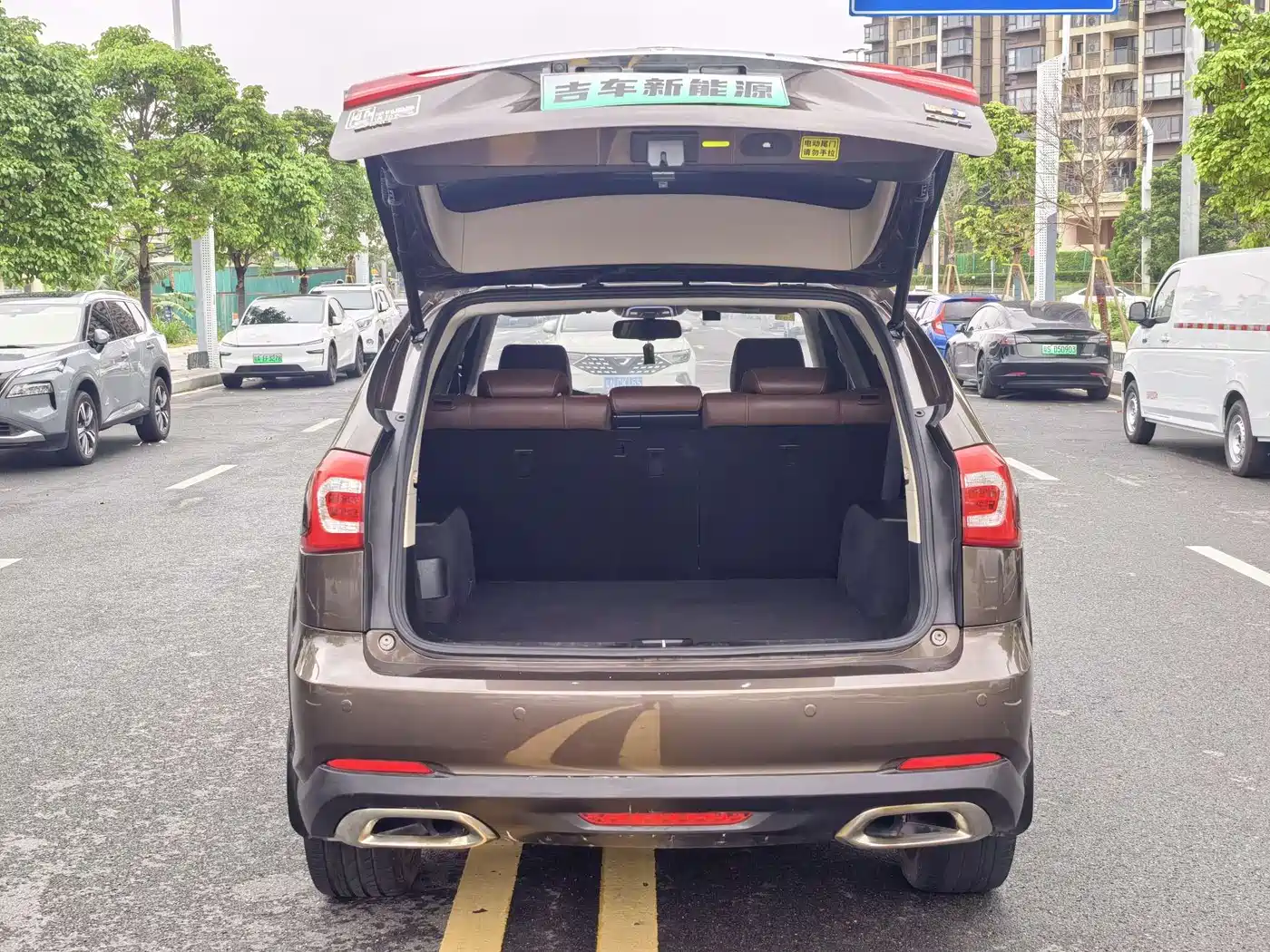 BYD Tang New Energy 2017 Model 2.0T Full-time 4WD Elegance фото 10