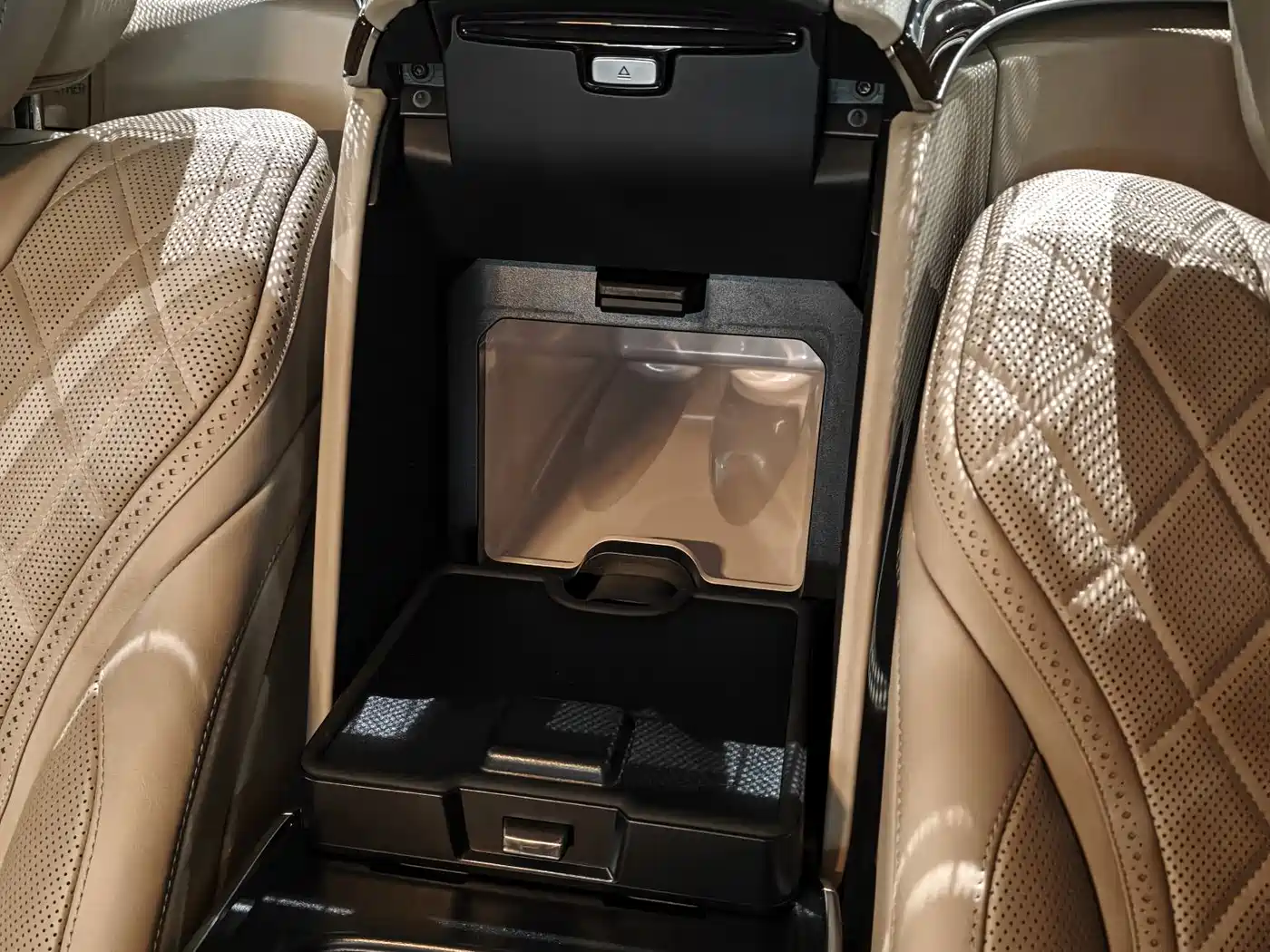Mercedes-Benz Maybach S-Class 2015 S 600 фото 15