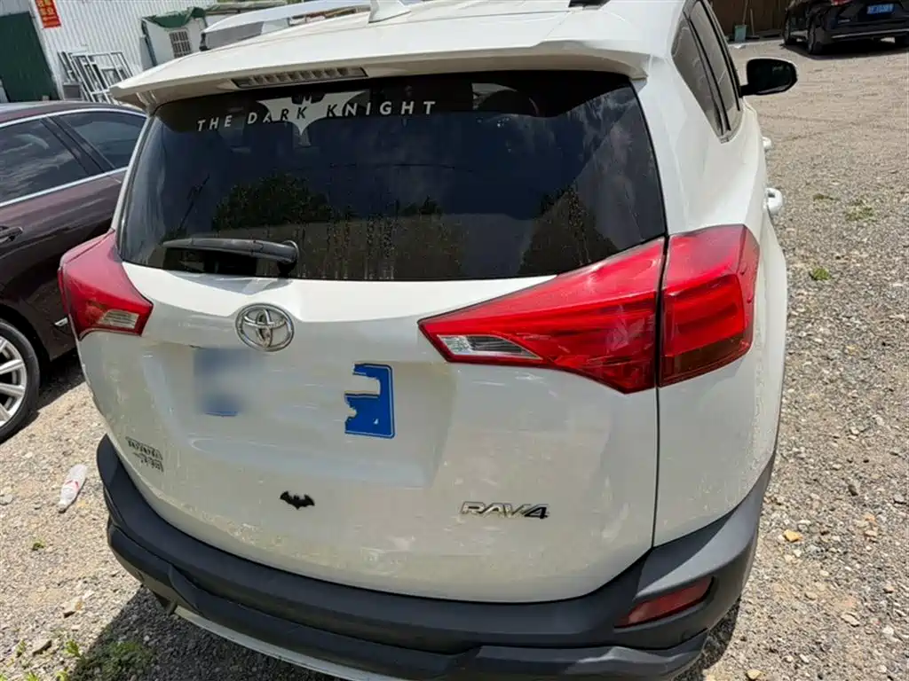 Toyota RAV4 Rongfang 2015 2.0L CVT 2WD Trend Edition фото 10