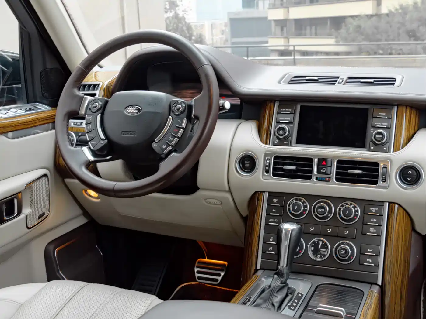 Land Rover Range Rover 2012 5.0 SC V8 Ultimate Genesis Collector's Edition фото 13